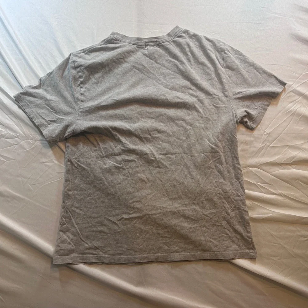 Polo Ralph Lauren Mens XL Gray V-Neck T-Shirt Short Sleeve Pony Logo Tee